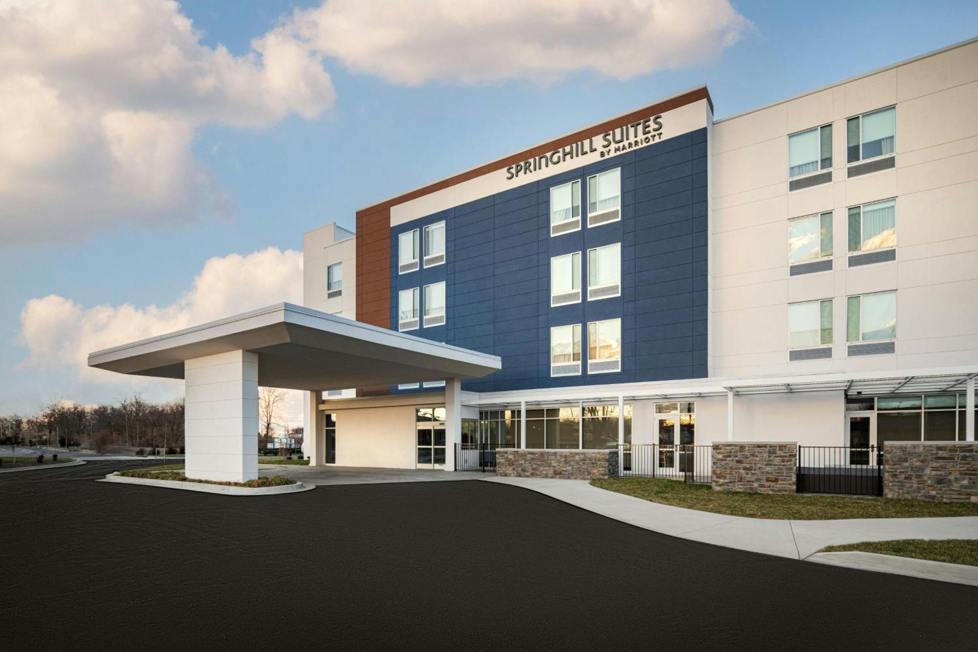 Springhill Suites By Marriott Lexington Frankfort Exterior foto